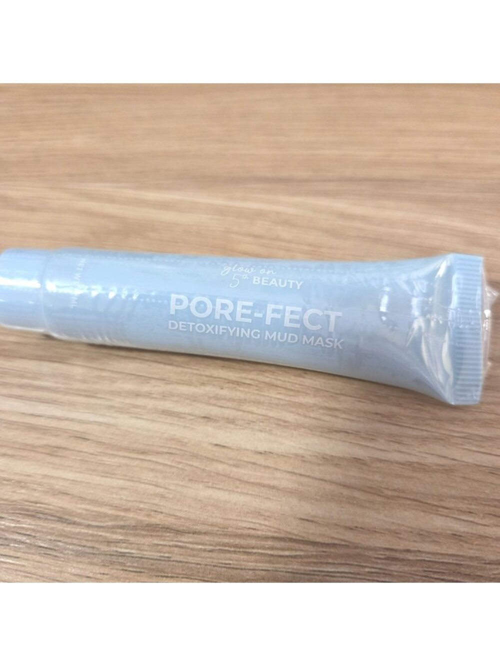 Glow On 5th Beauty Pore-fect Detoxifying Mud Mask